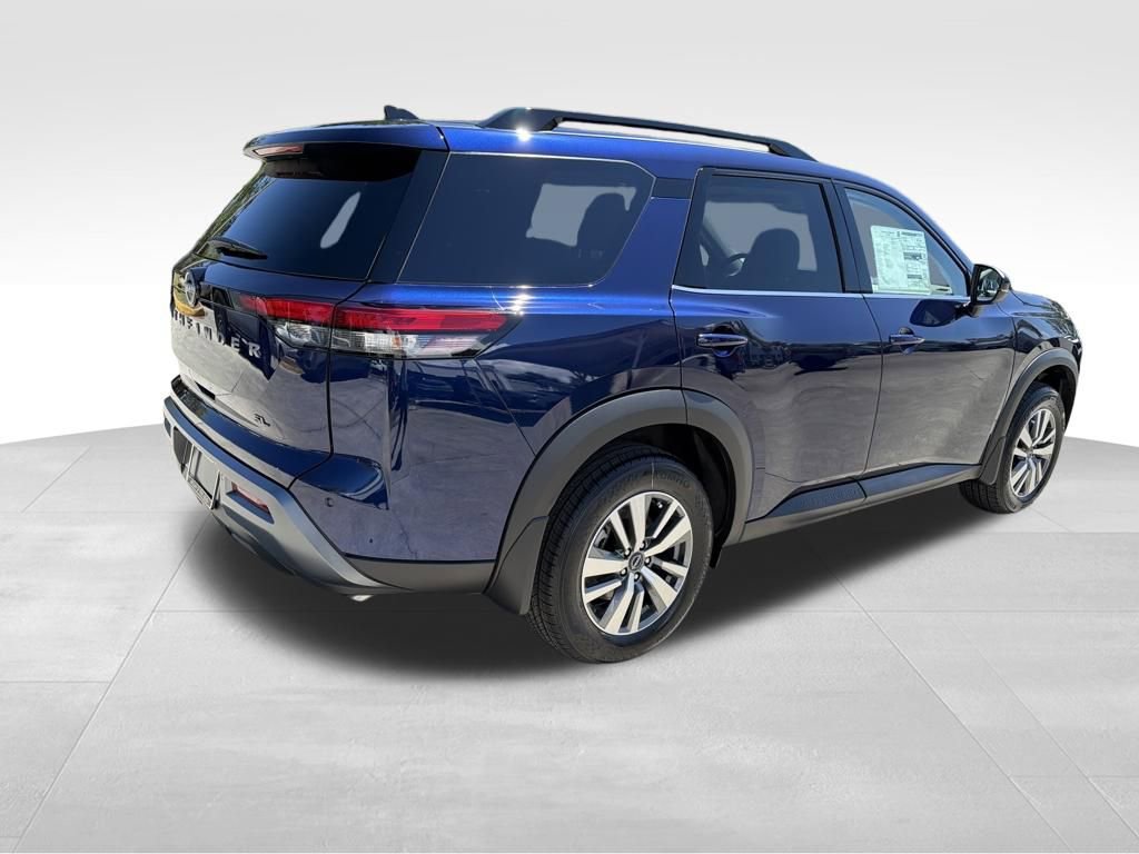 New 2026 Nissan Pathfinder SL image 7