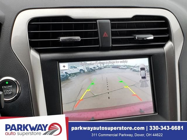 Used 2019 Ford Fusion SE FWD image 22