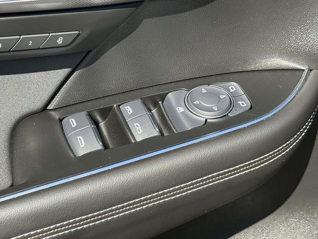 Certified 2025 Buick Envision Sport Touring image 9
