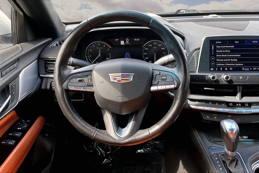 Used 2021 Cadillac CT4 Premium Luxury RWD image 8