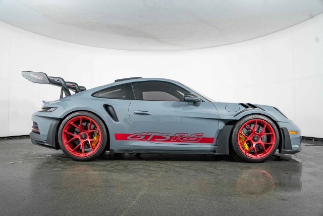 Used 2025 Porsche 911 GT3 RS RWD image 9