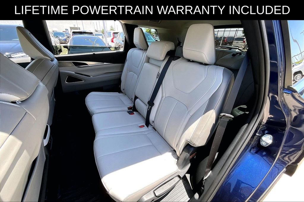 Certified 2026 INFINITI QX60 Luxe w/ Cargo Package AWD/4WD image 35