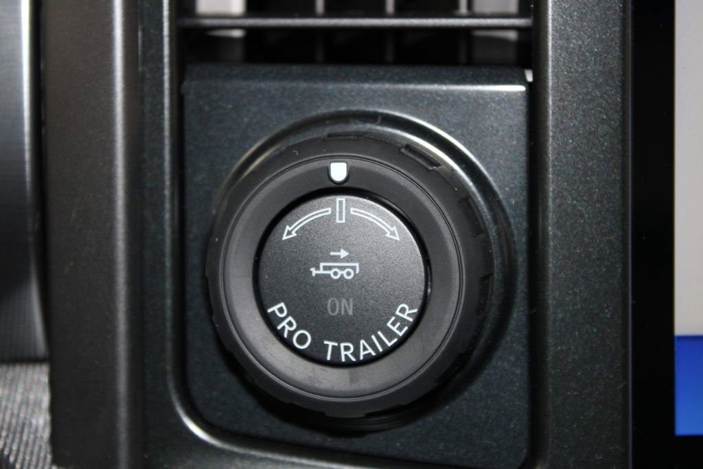 New 2026 Ford F150 Lariat w/ Equipment Group 502A High image 53