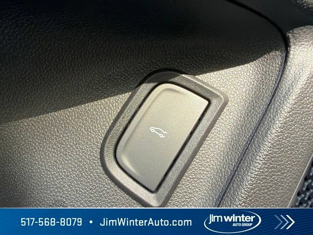Used 2026 Chevrolet Blazer EV LT w/ Super Cruise Package AWD/4WD image 23