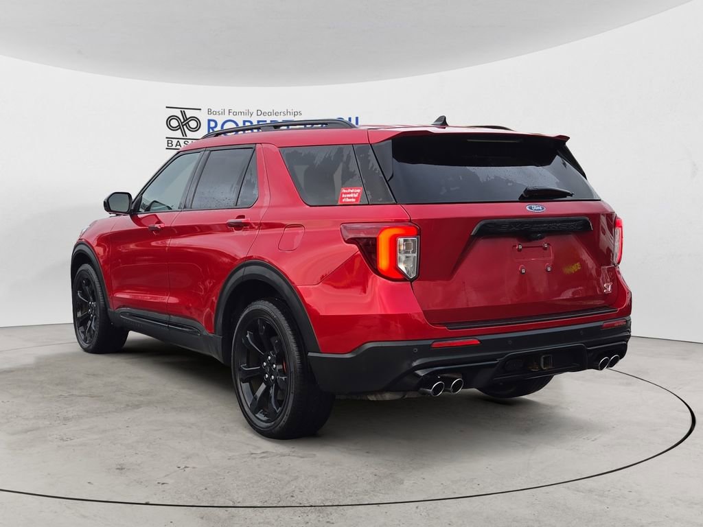 Used 2022 Ford Explorer ST w/ ST Street Pack image 3
