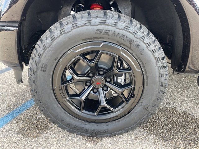 New 2025 Ford F150 Lariat w/ Equipment Group 502A High image 18