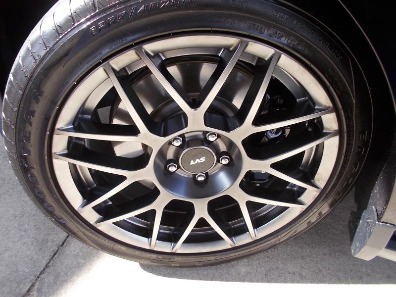 Used 2011 Ford Mustang Shelby GT500 w/ SVT Performance Pkg image 40