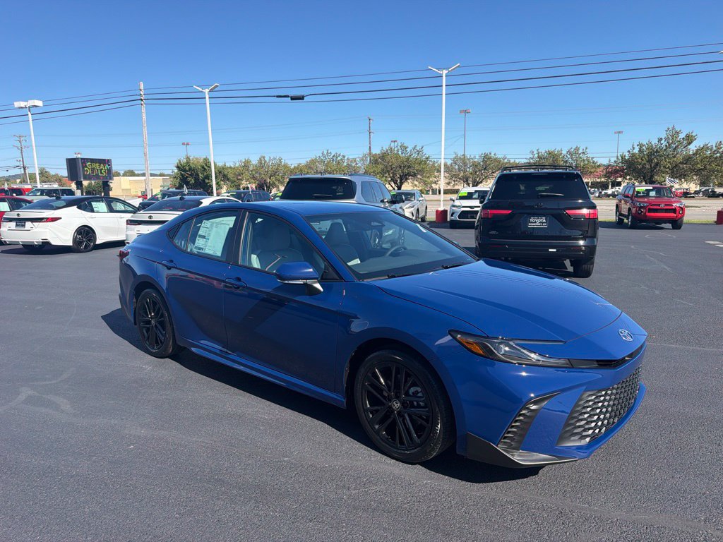 New 2026 Toyota Camry SE FWD image 7
