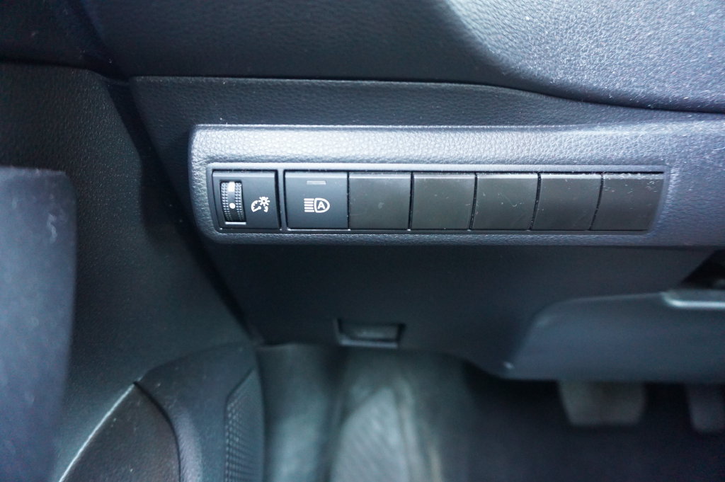 Used 2024 Toyota Corolla LE FWD image 4