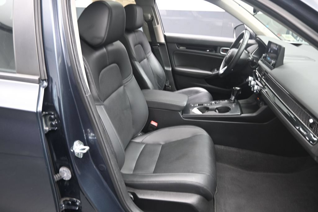 Used 2023 Honda Civic EX-L image 28