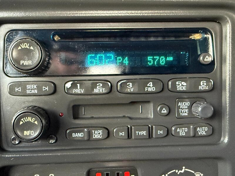 Used 2005 GMC Sierra 1500 SLE w/ Light Duty Power Package image 30