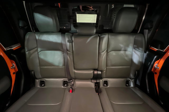 Used 2025 Jeep Gladiator Mojave image 24