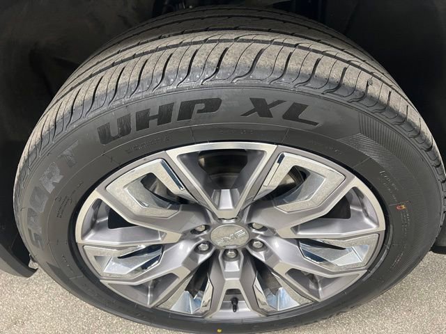 Used 2023 GMC Sierra 1500 Denali w/ Denali Reserve Package image 18