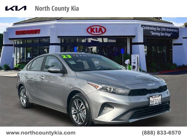 Certified 2023 Kia Forte LXS w/ LXS Technology Package FWD image 1