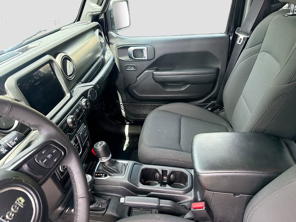 Used 2023 Jeep Wrangler Unlimited w/ 8.4" Radio Group AWD/4WD image 26