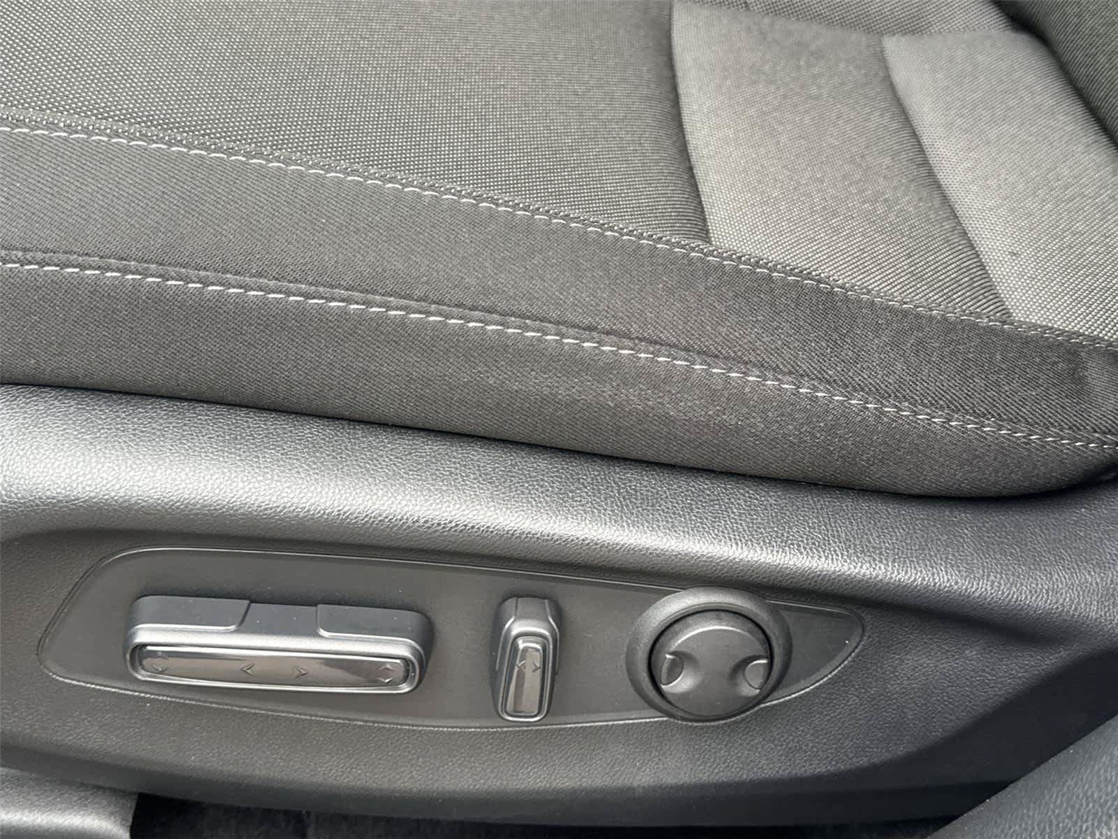 Used 2024 Honda CR-V EX image 13