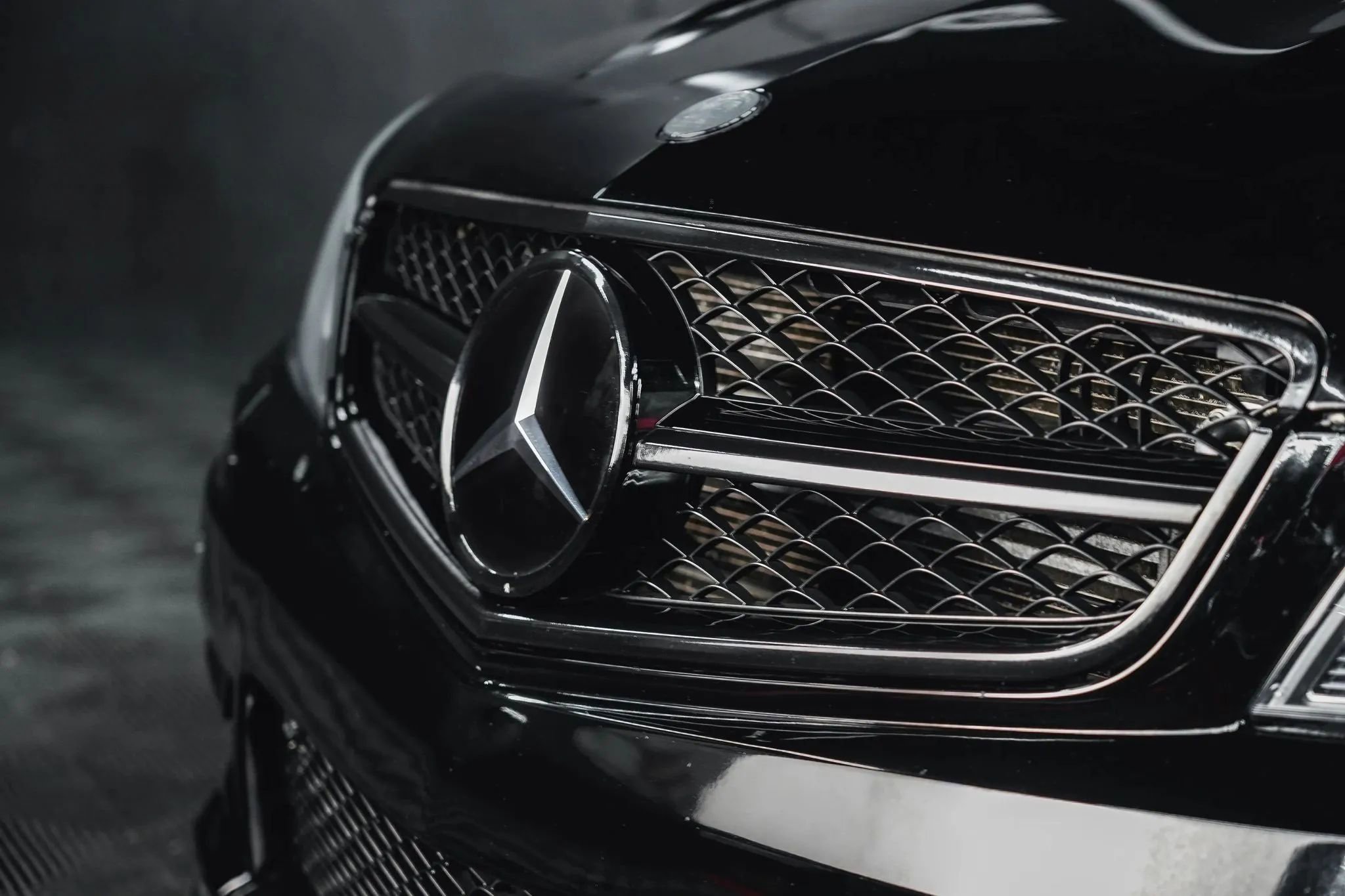 Used 2013 Mercedes-Benz C 63 AMG Sedan image 3