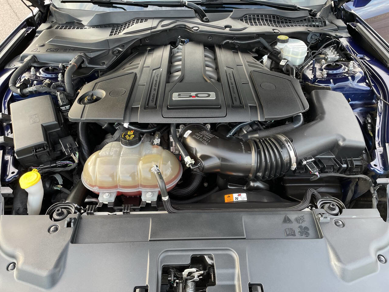 Used 2018 Ford Mustang GT Premium w/ Black Accent Package image 15