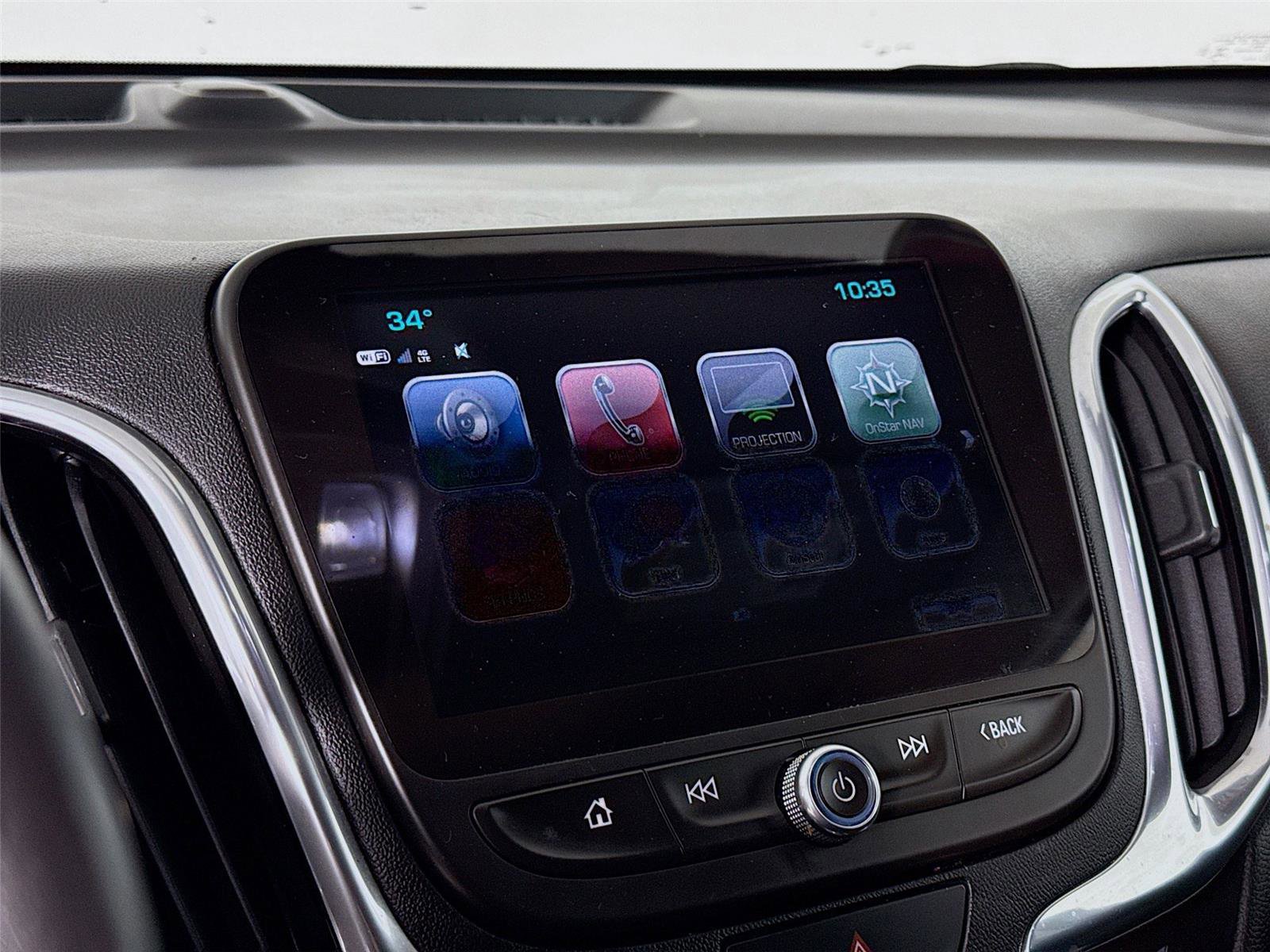 Used 2018 Chevrolet Equinox LT w/ Sun & Infotainment Package image 15