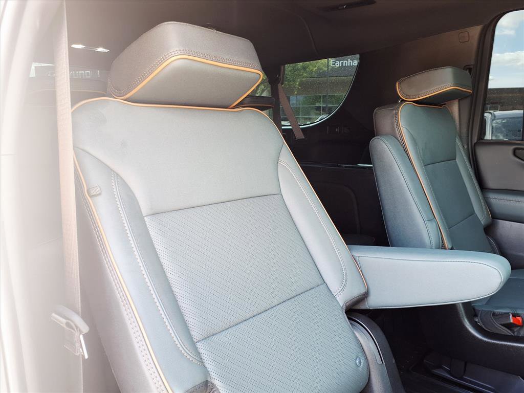 Used 2026 GMC Yukon XL AT4 w/ AT4 Premium Plus Package image 15