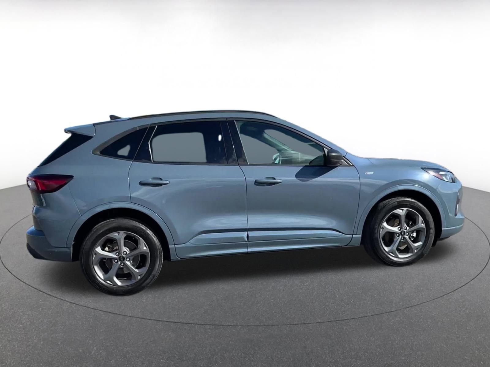 Used 2023 Ford Escape ST-Line image 15