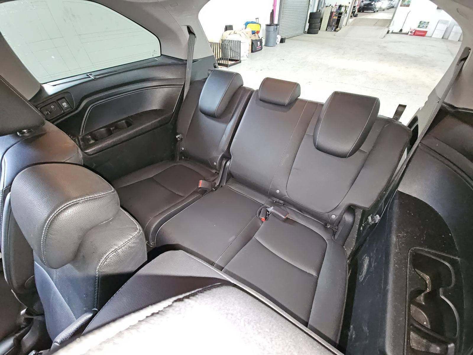 Certified 2022 Honda Odyssey Touring image 12