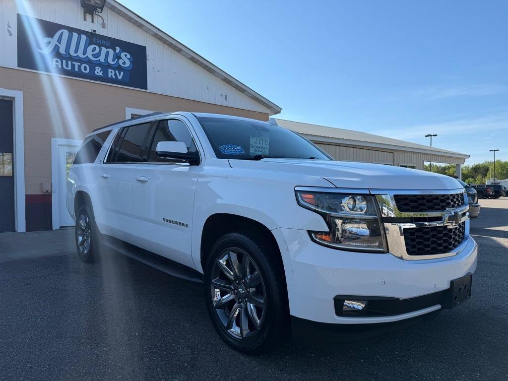 Used 2018 Chevrolet Suburban LT AWD/4WD image 3
