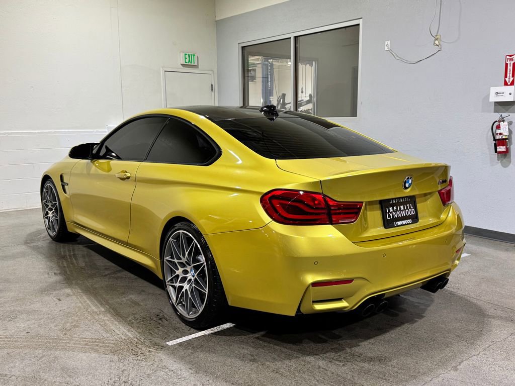 Used 2018 BMW M4 Coupe w/ Competition Package image 6