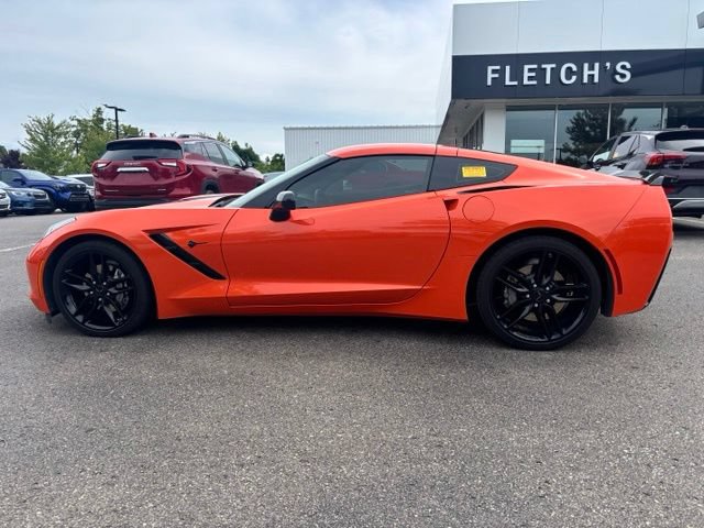 Used 2018 Chevrolet Corvette Stingray Coupe w/ Carbon Flash Badge Package RWD image 9