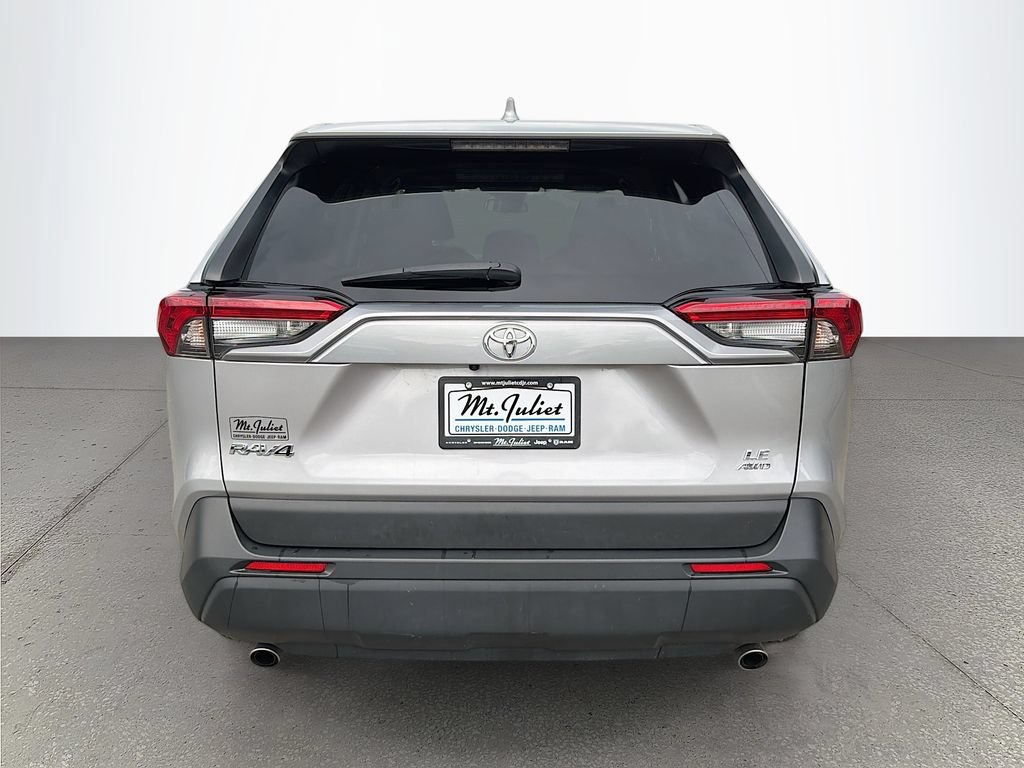 Used 2023 Toyota RAV4 LE AWD/4WD image 5