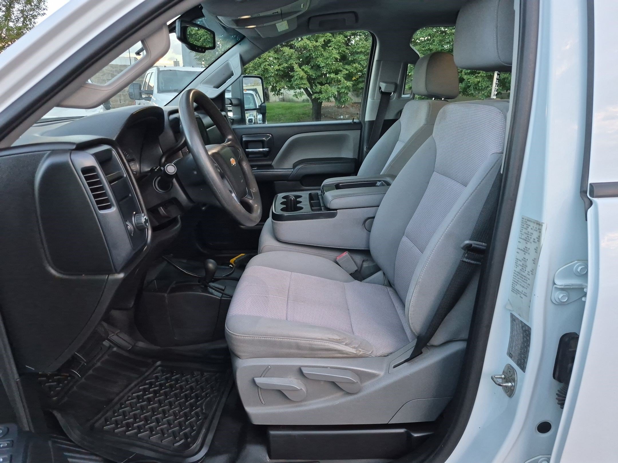 Used 2018 Chevrolet Silverado 3500 W/T w/ WT Convenience Package AWD/4WD image 17