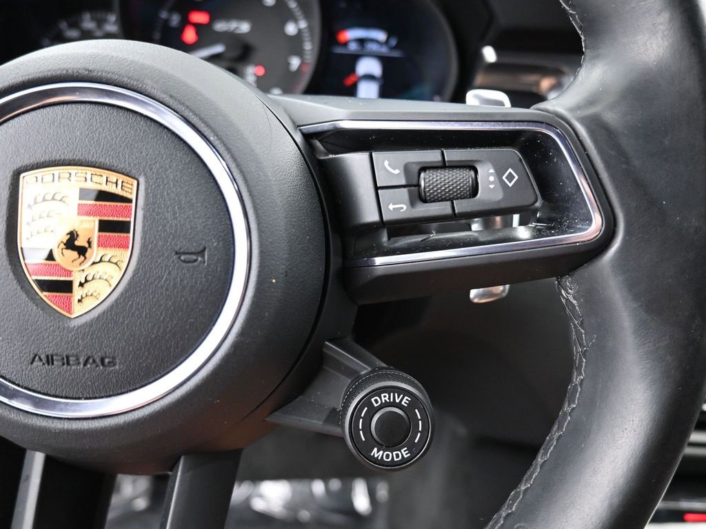 Certified 2023 Porsche Macan GTS image 12