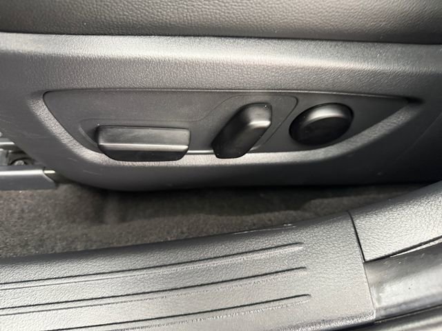 Used 2025 MAZDA CX-50 AWD 2.5 S w/ Accent Package image 16