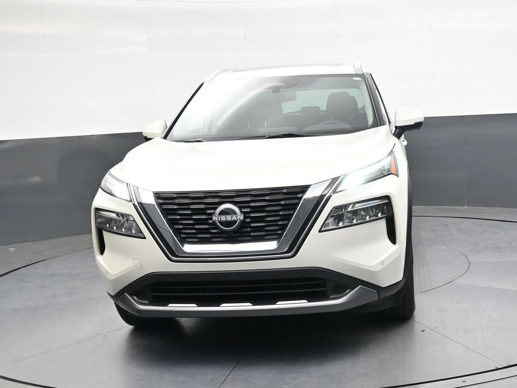 Used 2023 Nissan Rogue SL w/ SL Premium Package FWD image 4