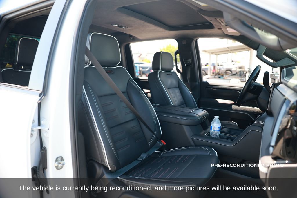 Used 2024 GMC Sierra 2500 AT4X image 15