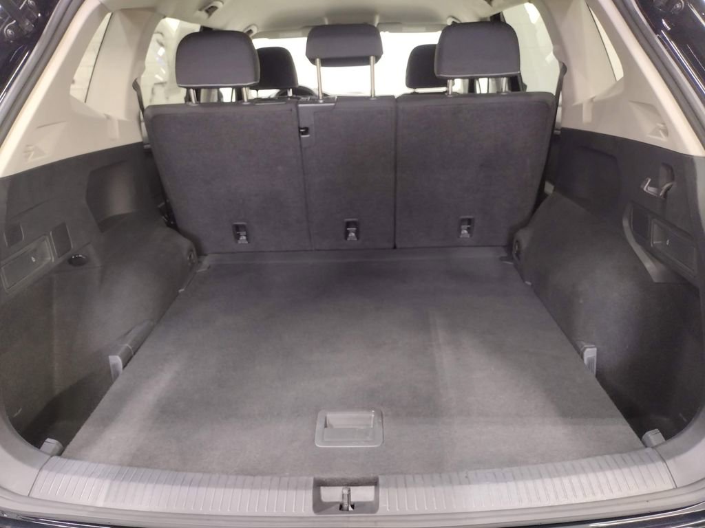 Certified 2024 Volkswagen Tiguan S image 17