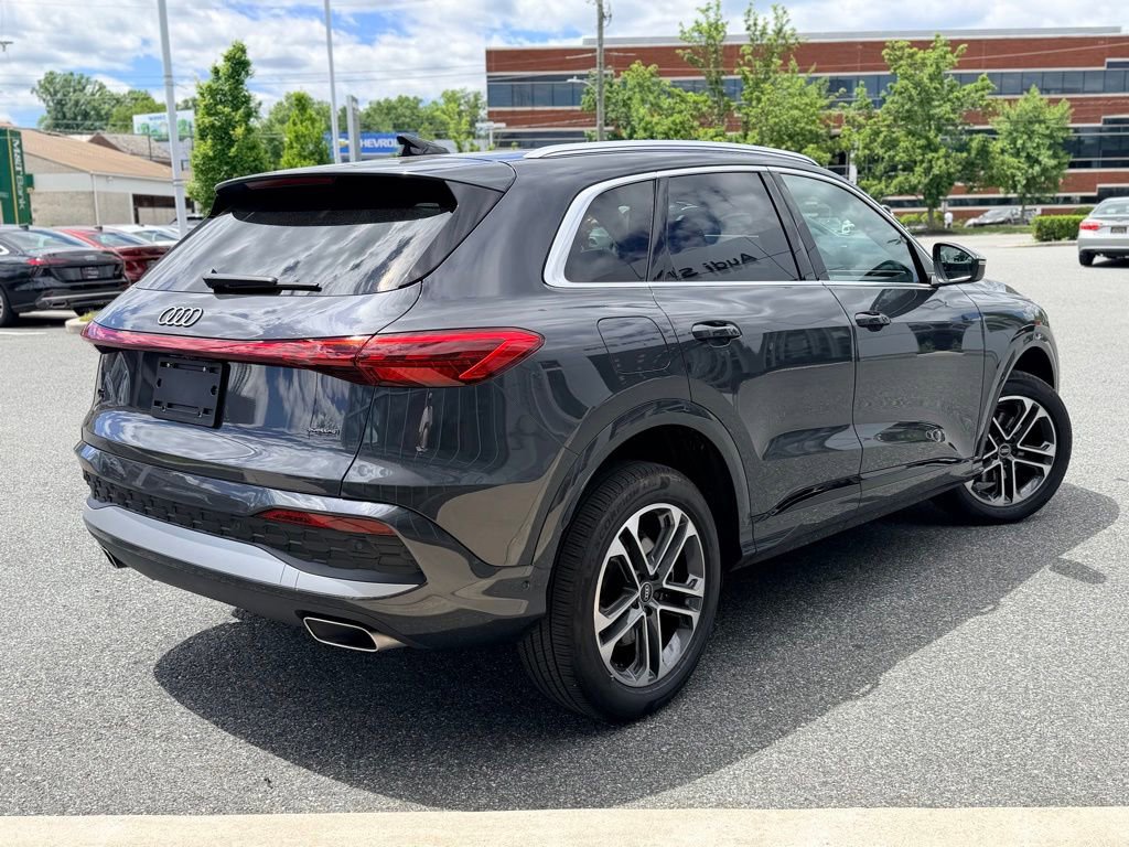 Used 2025 Audi Q5 Premium w/ Convenience Package AWD/4WD image 6