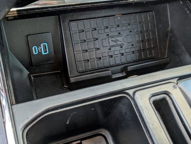 Used 2023 Ford F150 Lariat w/ Trailer Tow Package image 30