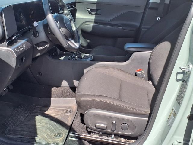 Used 2024 Hyundai Kona SEL AWD/4WD image 14