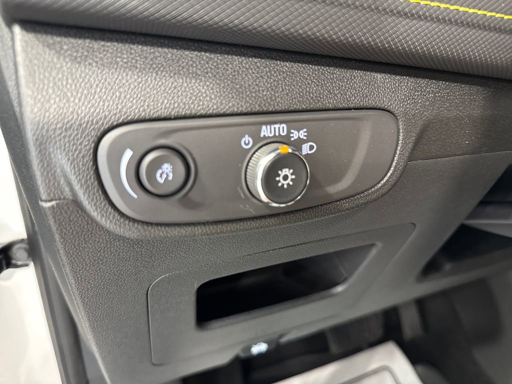 New 2026 Chevrolet TrailBlazer ACTIV AWD/4WD image 11