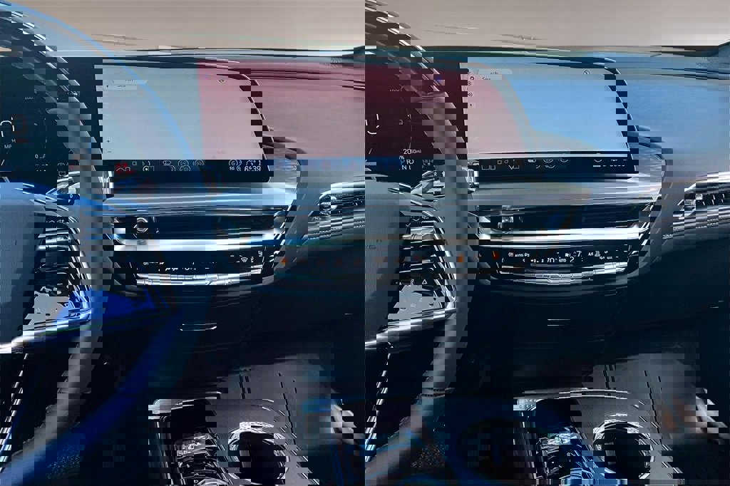 New 2026 Cadillac Lyriq Premium Luxury image 7