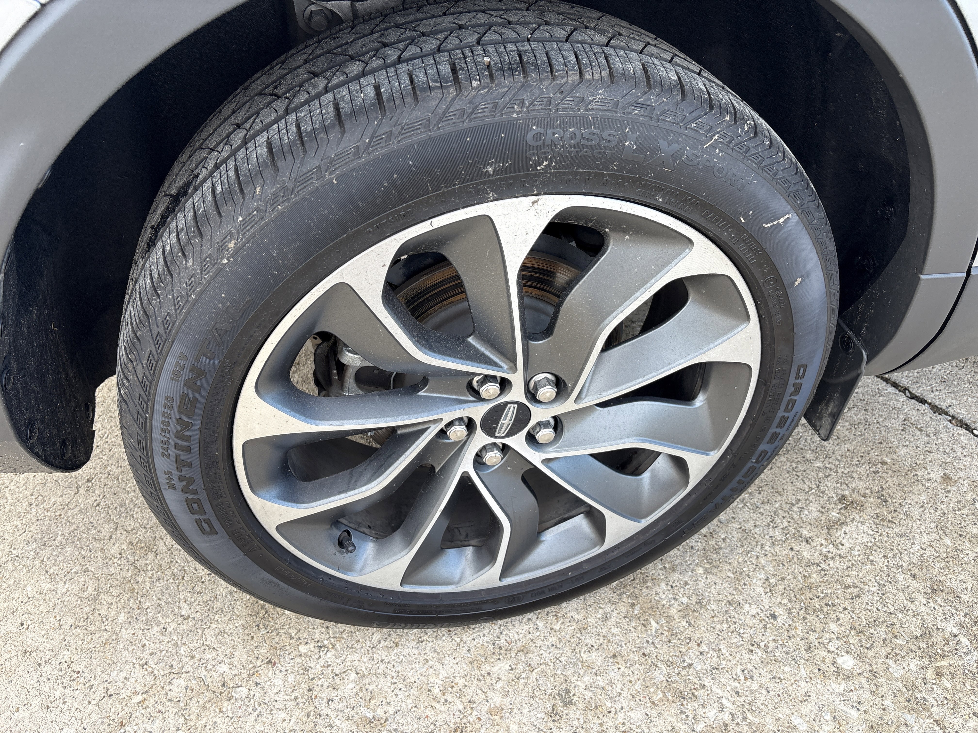 Used 2023 Lincoln Nautilus Reserve image 6