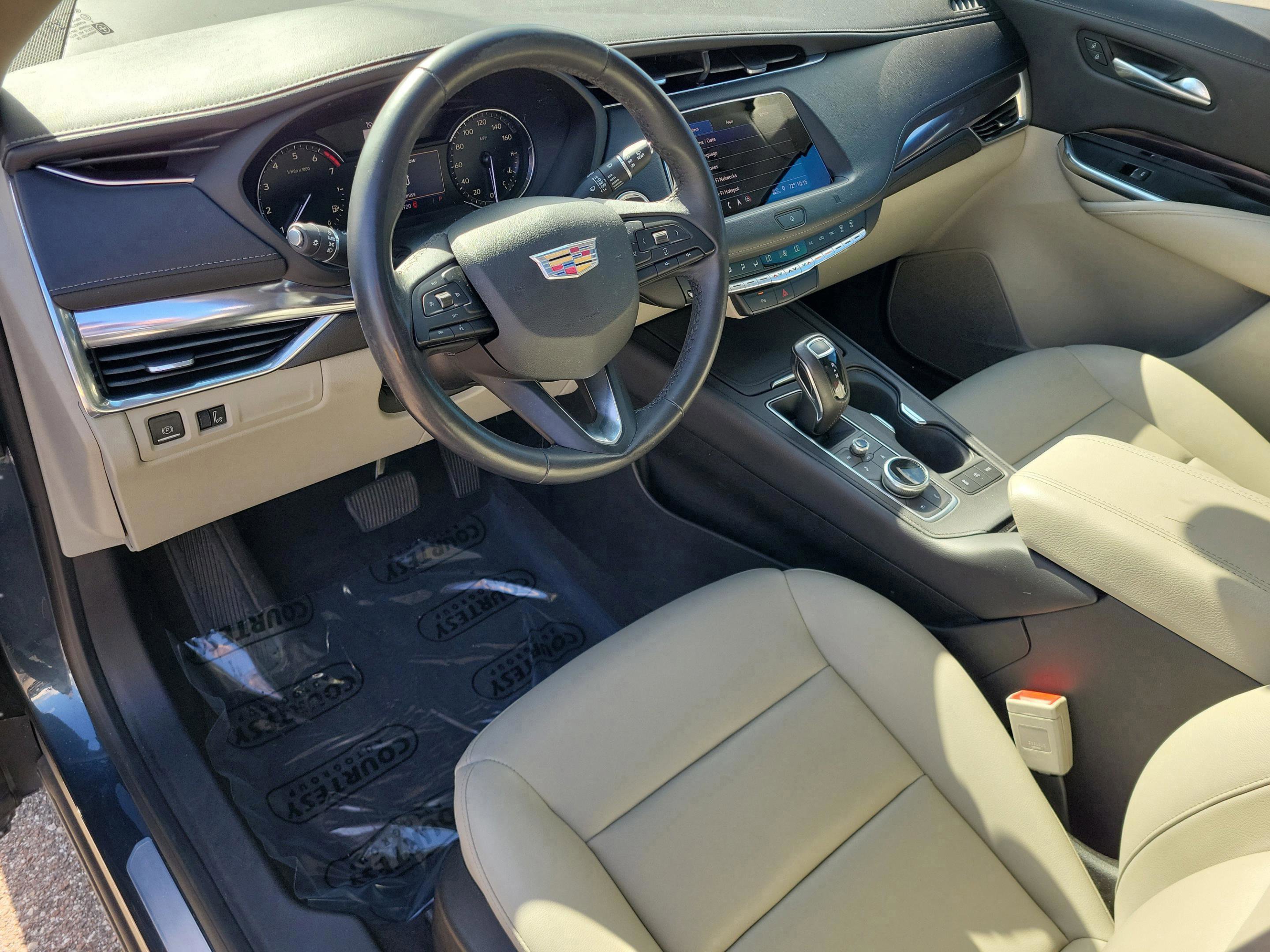 Used 2019 Cadillac XT4 Luxury image 12