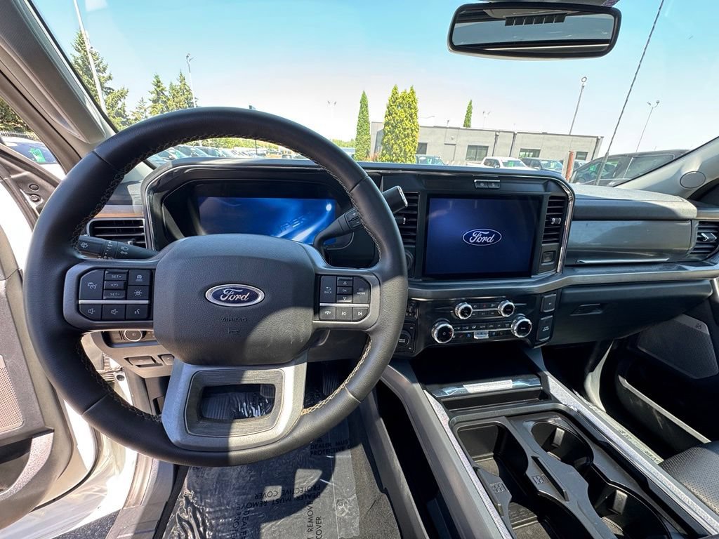 Used 2025 Ford F250 Lariat w/ Lariat Ultimate Package AWD/4WD image 24