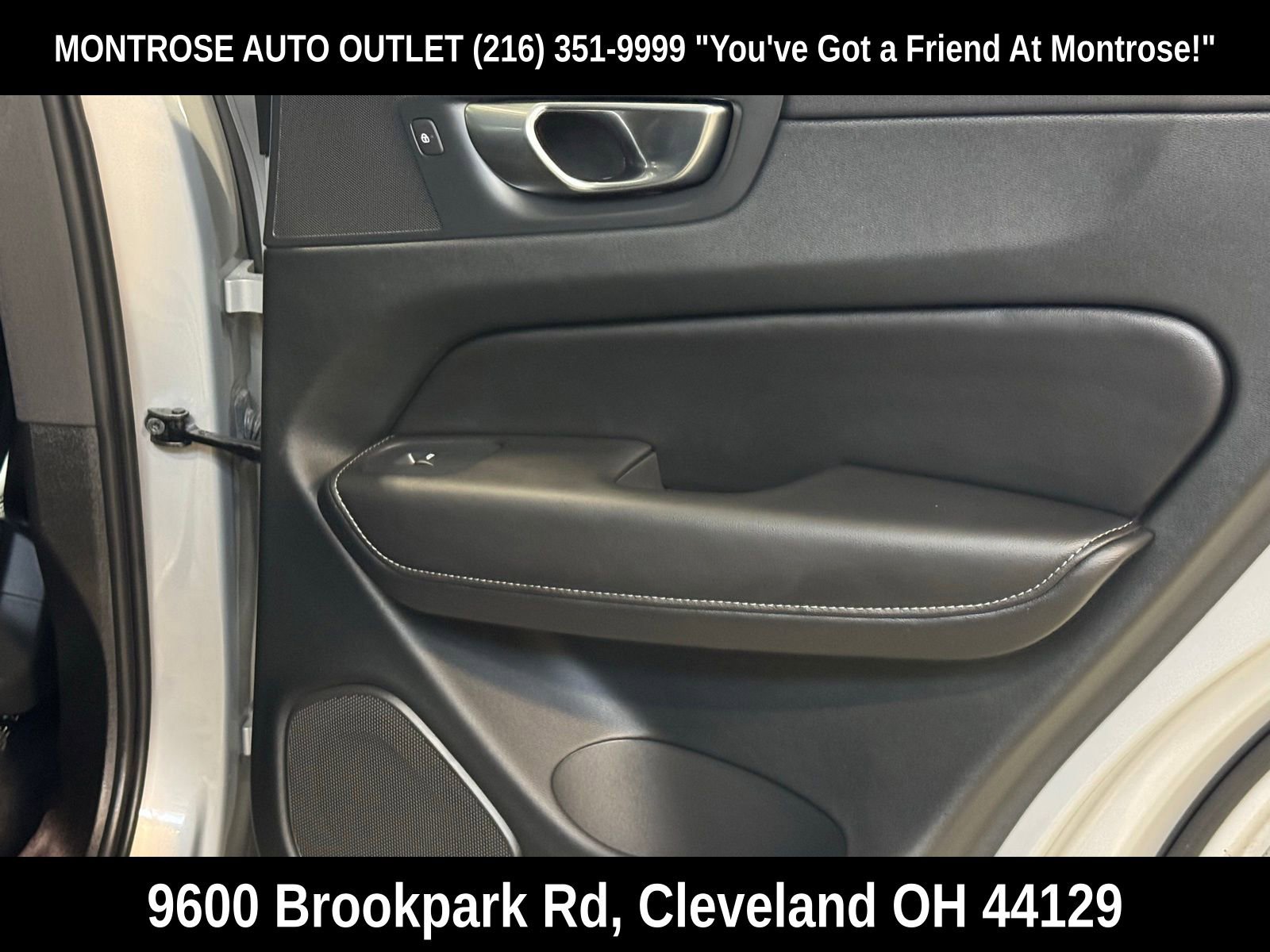 Used 2024 Volvo XC60 T8 Ultimate w/ Protection Package Premier image 44