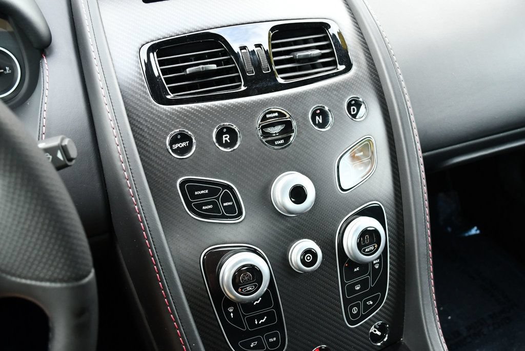 Used 2017 Aston Martin V12 Vantage S RWD image 66