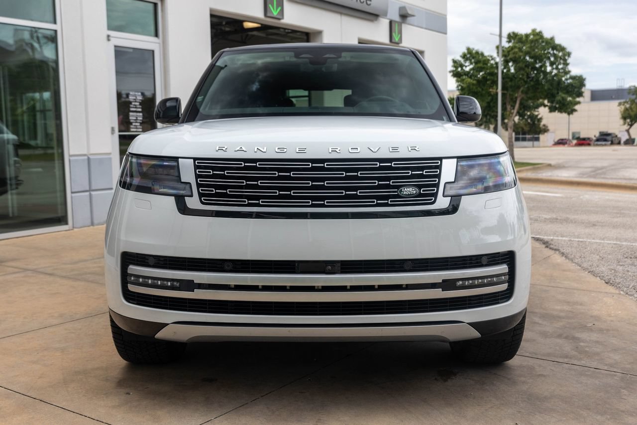 Used 2025 Land Rover Range Rover Long Wheelbase Autobiography AWD/4WD image 17