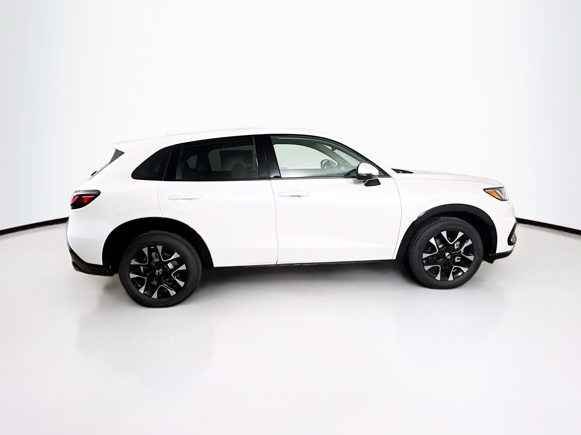 New 2027 Honda HR-V EX-L image 2