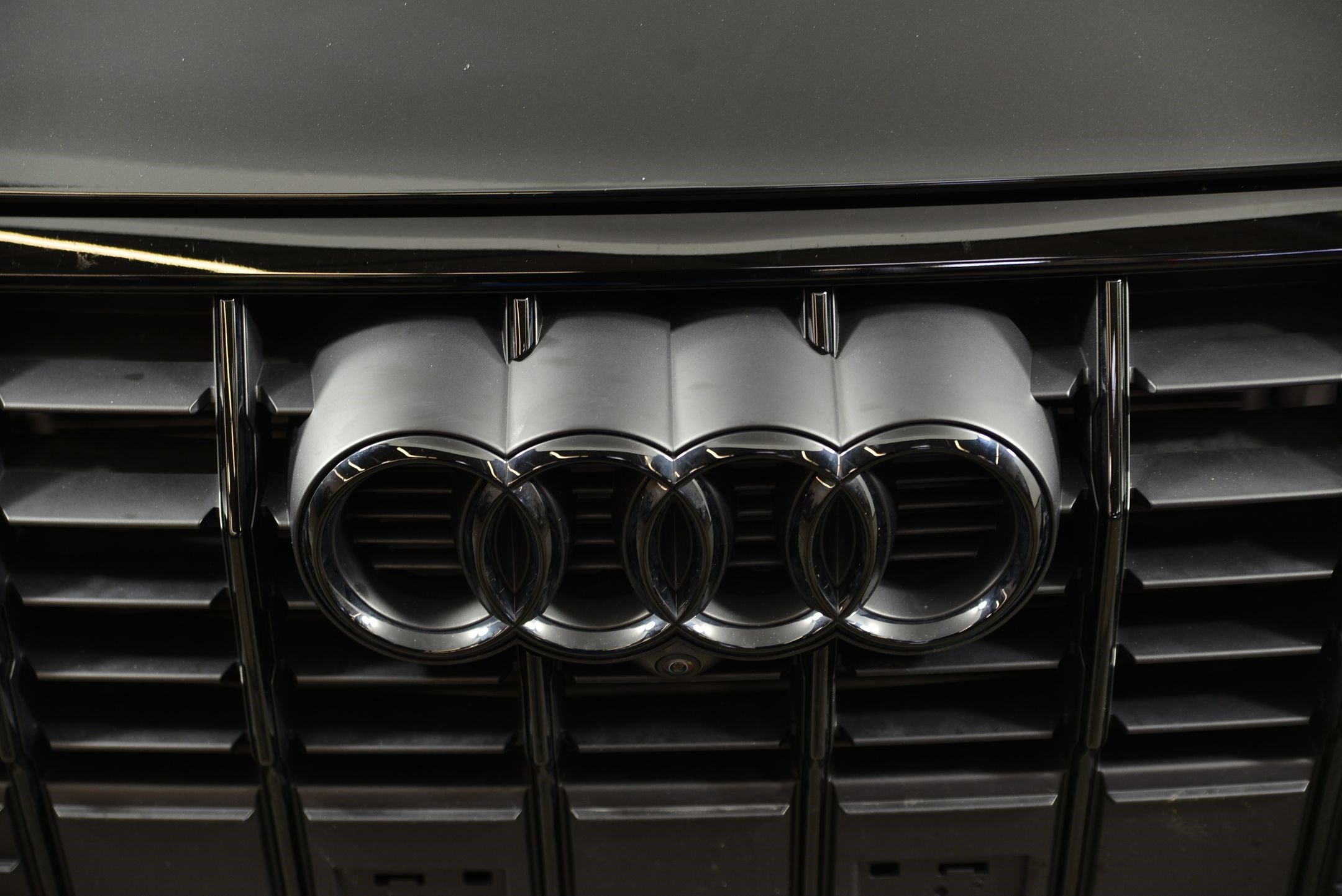 Certified 2025 Audi Q3 2.0T Premium Plus w/ Premium Plus Package image 16