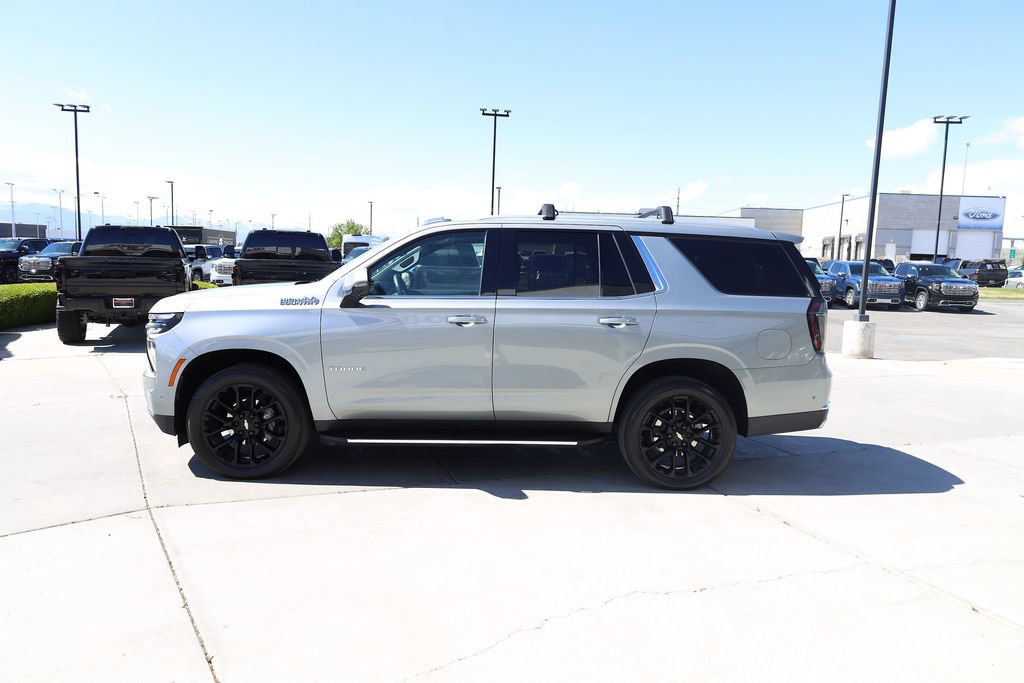 Used 2025 Chevrolet Tahoe High Country w/ Sun And Tow Package AWD/4WD image 3